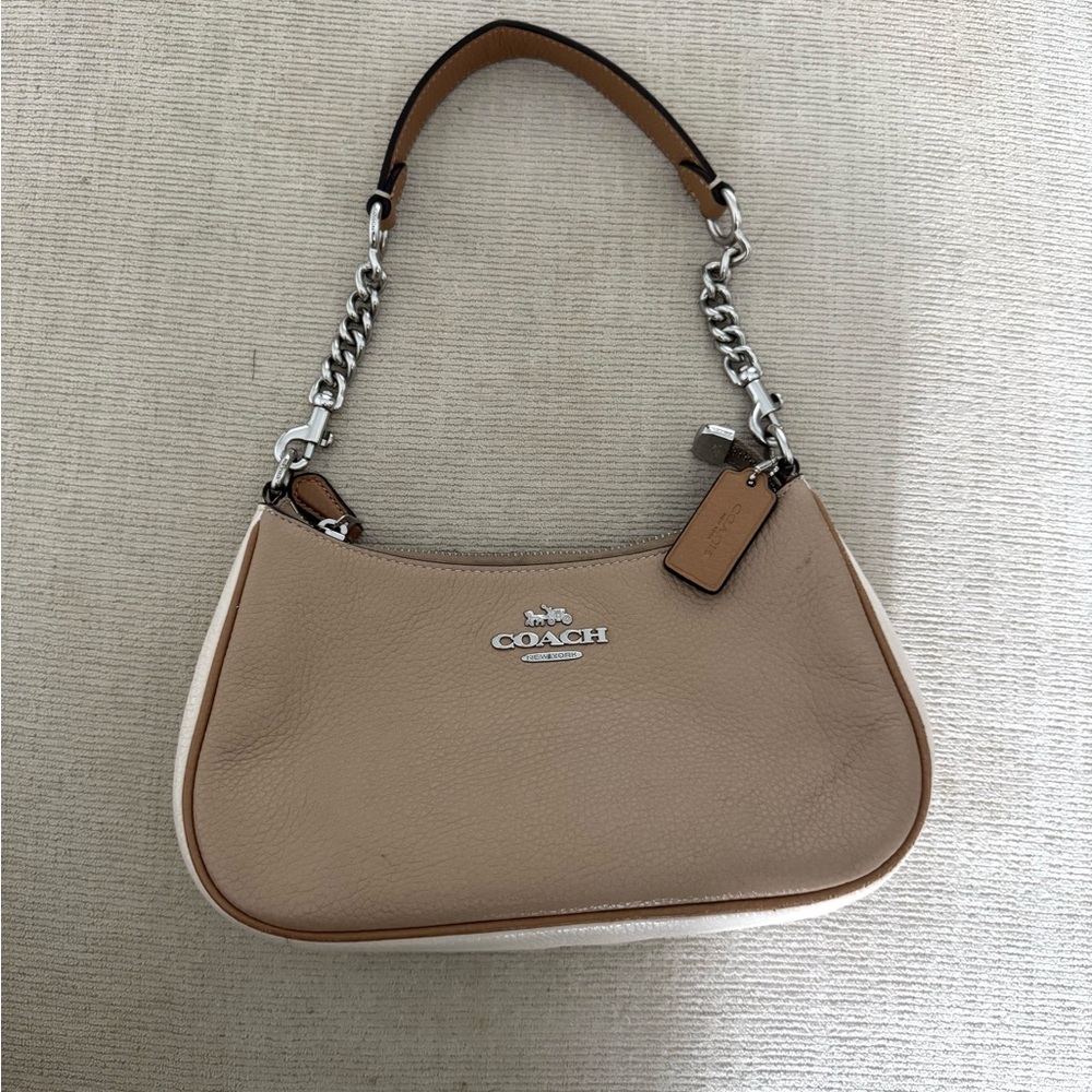 Coach Tan Leather Shoulder Bag
